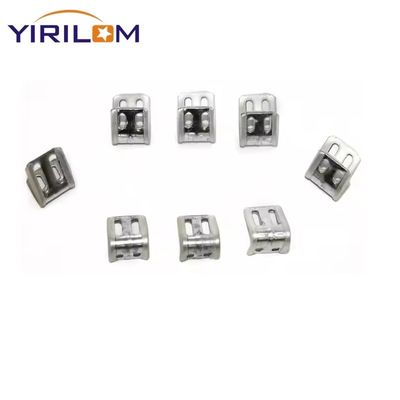 Clampada de resorte de sofá sujetador duradero cuatro agujeros de plástico cubierto de sofá clips para muebles